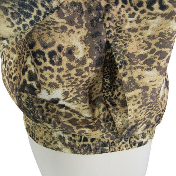 K.T. Golf Windbreaker Jacket Full Zip Front Animal Print Motif Sz Medium Pockets - Picture 8 of 11